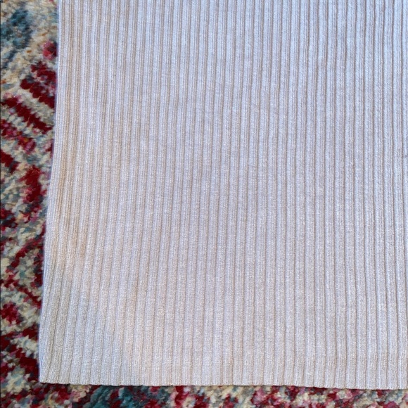 Light Grey Short Sleeve Ribbed Top - Picture 4 of 5